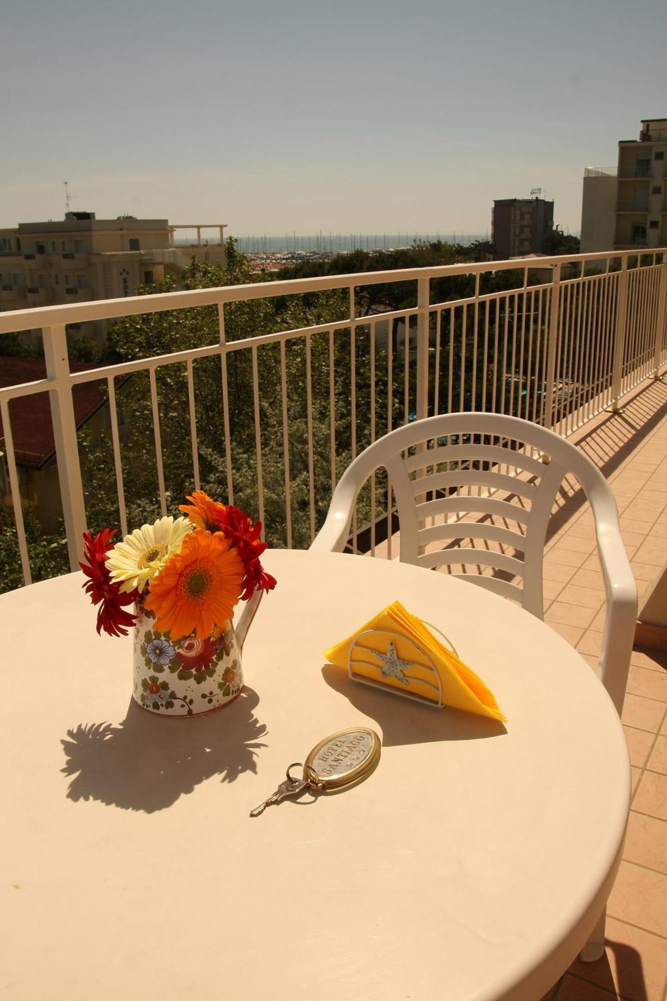 Hotel Santiago Milano Marittima Ngoại thất bức ảnh